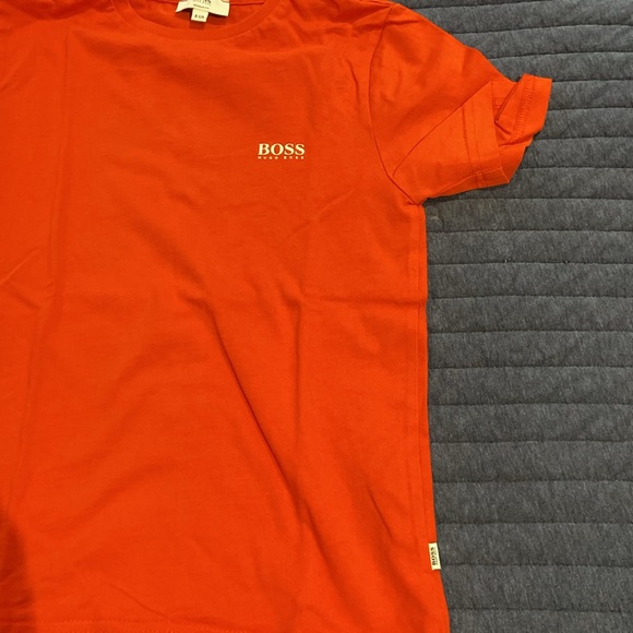 Boys Hugo Boss T-shirt - Picture 4 of 4